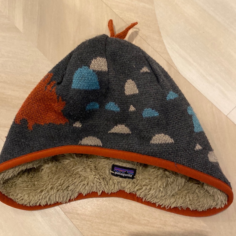 Patagonia reversible 12M boys hat